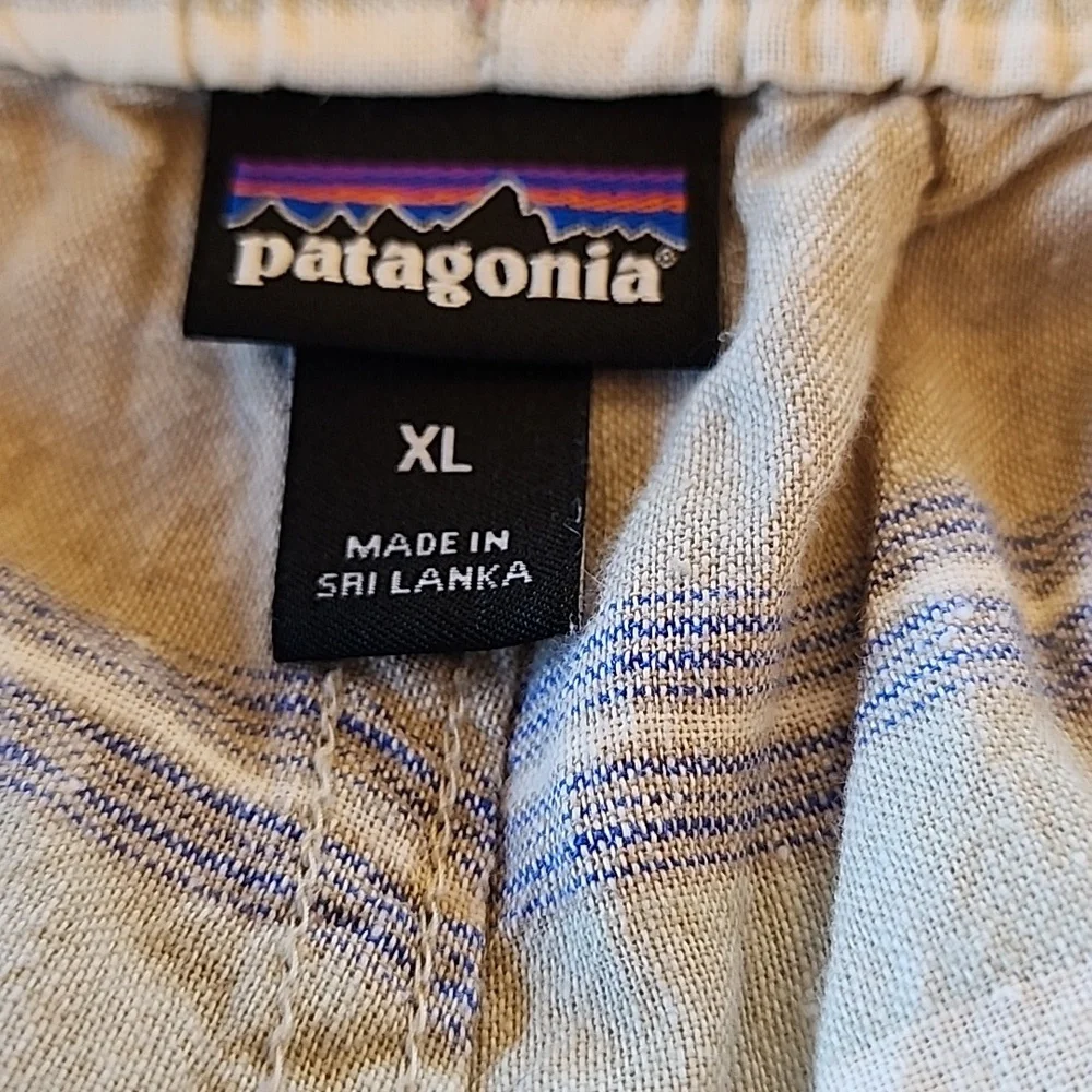 Patagonia Striped Drawstring Hemp Blend Cream And Tan Shorts XL